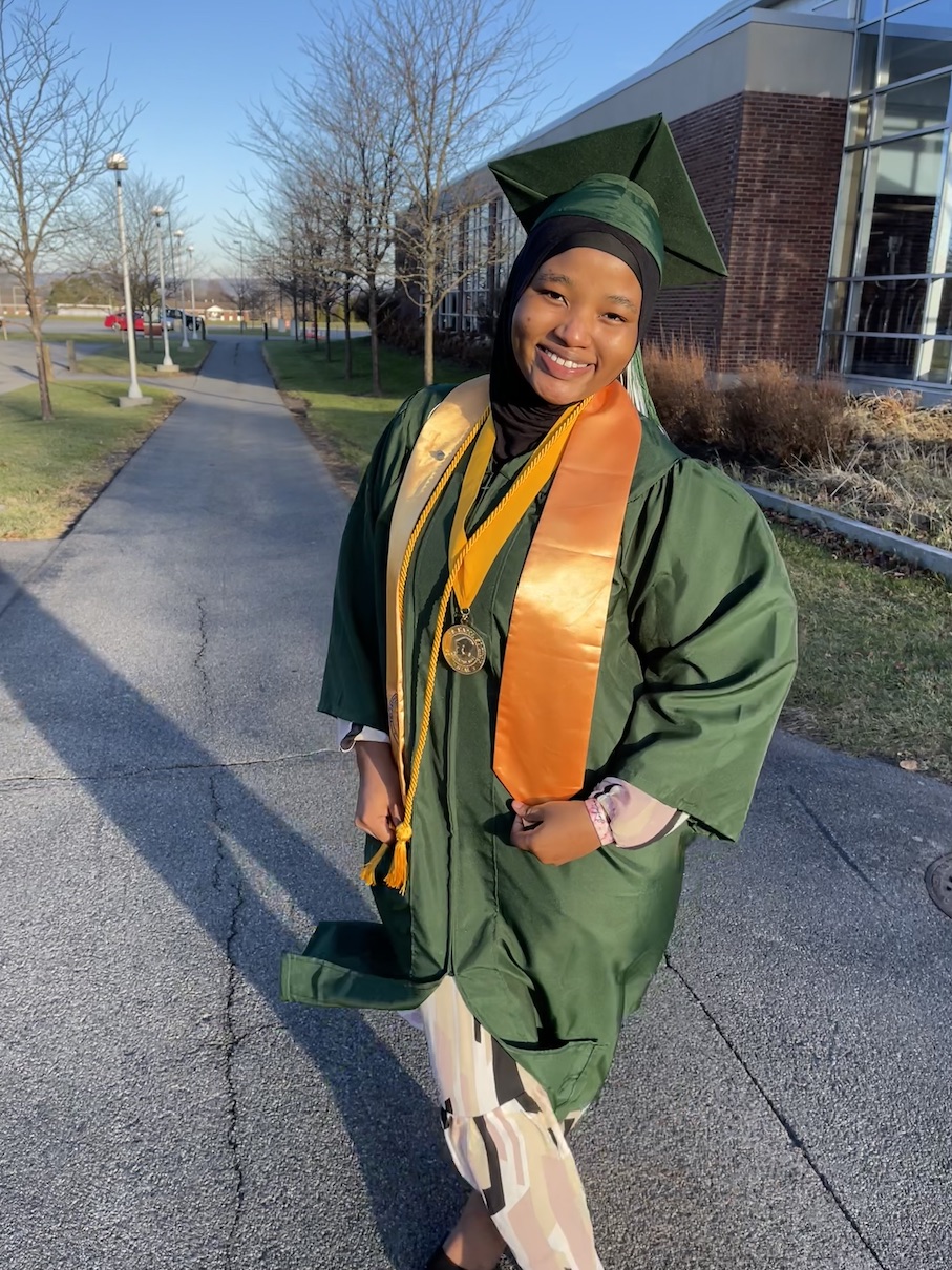 2 MVCC students receive SUNY’s highest honor Chancellor’s Award for