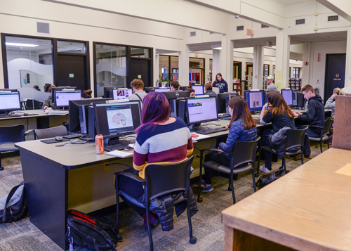 Picture of Utica Library Computer Lab Picture of Utica Library Computer Lab